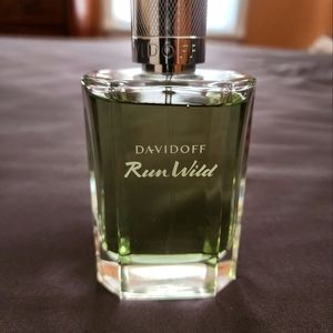 Davidoff Run Wild by Davidoff Eau De Toilette Spray 3.3 oz / 100 ml (Men)